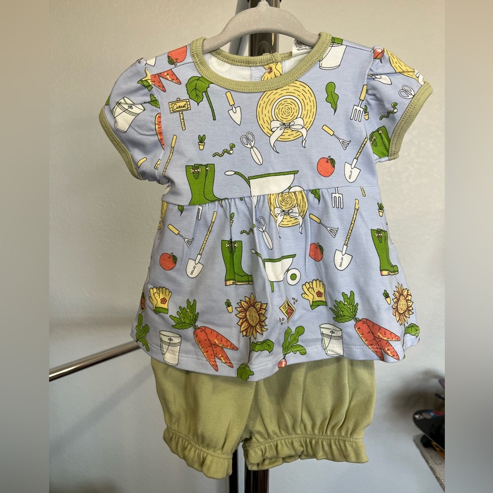 NWT Tesa Babe Garden Top & Bloomers Size 3/6 Months